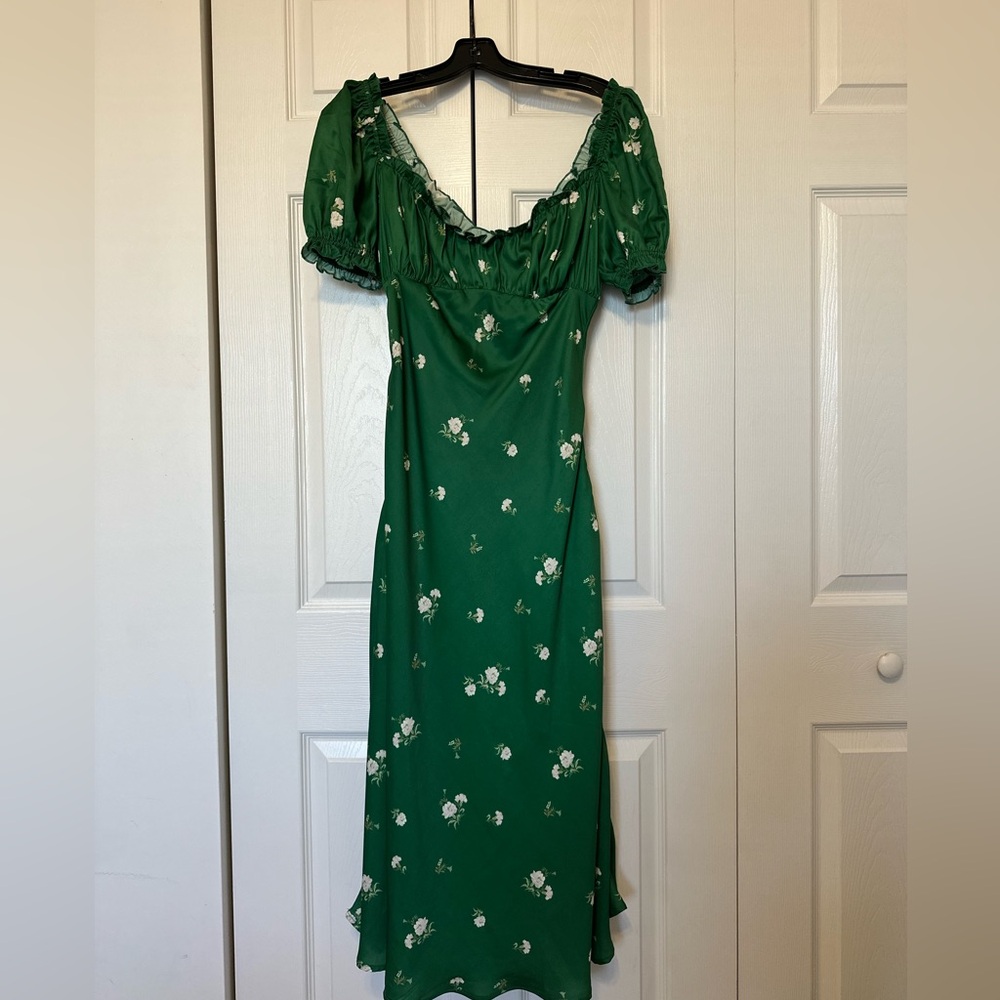 Elegant Green Floral Midi Dress
